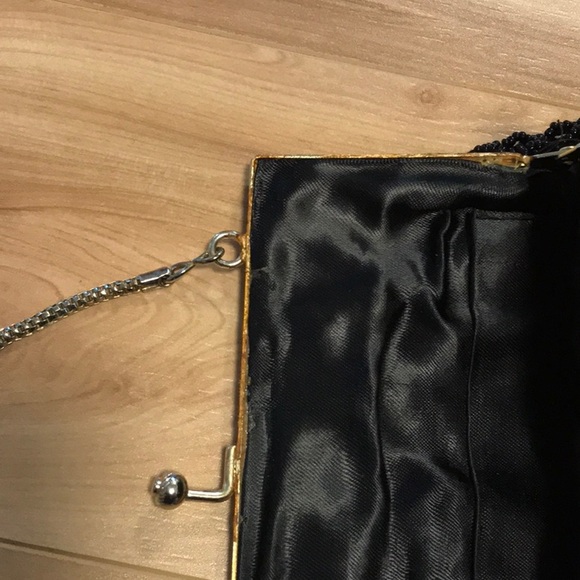 Antique Beaded Wristlet purse by DU-VAL - Picture 5 of 13